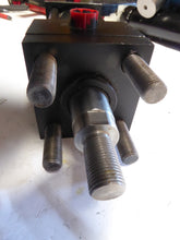 Load image into Gallery viewer, Peninsular Cylinder 031604, SEF1064 Hydraulic Cylinder 3000 psi 2" Bore 3" Stroke
