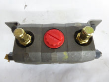 Load image into Gallery viewer, Haldex 1100042 Hydraulic Flow Divider
