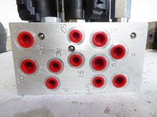 Load image into Gallery viewer, Genie Terex HF30499-05.2, 10534 Terex Hydraulic Manifold
