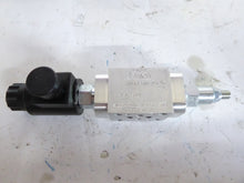 Load image into Gallery viewer, Lynch, SUN Hydraulics ODF5-A2, T-13A Cartridge Valve Housing W/Flow Control Valve
