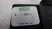 Load image into Gallery viewer, ASCO 551TB102D11 1/4&quot; Solenoid Spool Valve
