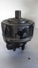 Load image into Gallery viewer, SRI GM05-200-7H-D40 High Speed Radial Piston Motor
