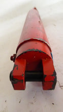 Load image into Gallery viewer, Unbranded 9384 Hydraulic Cylinder 9" Stroke 19", Length , 0.75" Bore, 0.59" Port, 0.50" Pin
