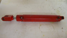 Load image into Gallery viewer, Unbranded 9384 Hydraulic Cylinder 9" Stroke 19", Length , 0.75" Bore, 0.59" Port, 0.50" Pin
