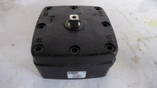 Load image into Gallery viewer, Parker PL50 Air Valve 4 Way
