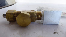 Load image into Gallery viewer, Siemens U28262 Gas Valve
