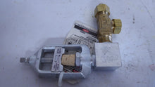 Load image into Gallery viewer, Siemens U28262 Gas Valve
