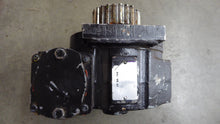 Load image into Gallery viewer, Gear Products inc 008-50001-1, 520465-019 Worm Gear Speed Reducer Used
