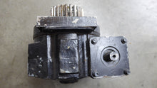 Load image into Gallery viewer, Gear Products inc 008-50001-1, 520465-019 Worm Gear Speed Reducer Used
