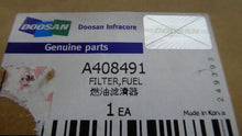 Load image into Gallery viewer, Doosan A408491 Fuel filter Cartridge
