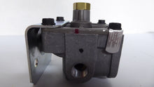 Load image into Gallery viewer, Meritor, Haldex 9732980700 Valve Relay 2 Way Check Brake
