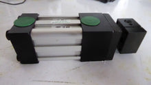 Load image into Gallery viewer, Numatics S4AK-01A1D-AAA0 A Series Pneumatic Air Cylinder
