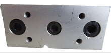 Load image into Gallery viewer, PHD inc SAH1-32X2-M Pneumatic Cylinder
