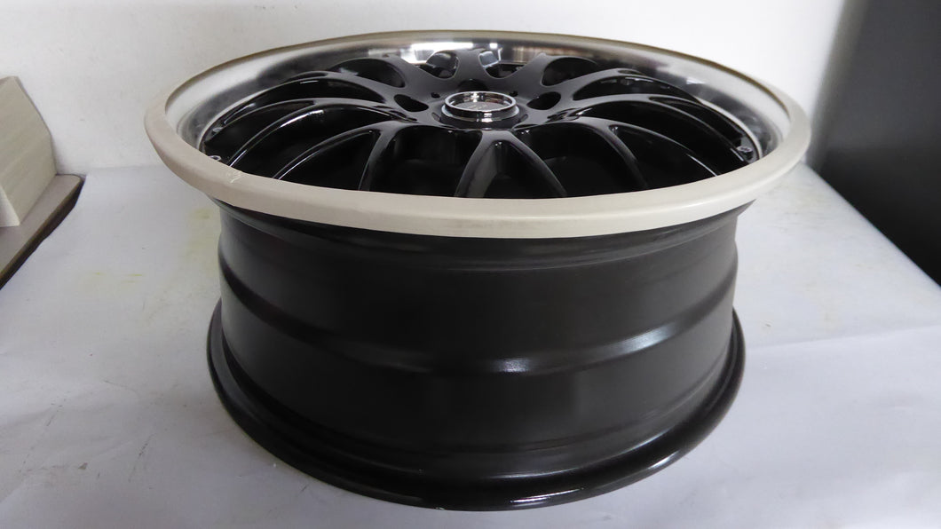 DRAG DR191875234272GB, DR-19 Wheel Gloss Black Machine Lip