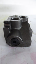 Load image into Gallery viewer, Rexroth 1605-052-904, MP18, 5-1-007 Sectional Valve End Cover
