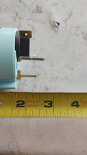 Load image into Gallery viewer, 79-859691Q2 - Mercury Marine/Quicksilver - Oil Gauge
