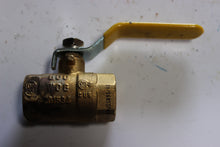 Load image into Gallery viewer, Smith-Cooper NPT-4798 1/2" Brass Ball Valve
