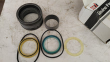 Load image into Gallery viewer, G109462 - Case - Seal Kit
