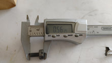 Load image into Gallery viewer, MS9440-04 - Military Std - Bolt, Machine
