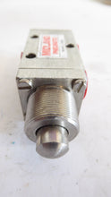 Load image into Gallery viewer, Midland Pneumatic 2326M25-VR2B Spool Valve
