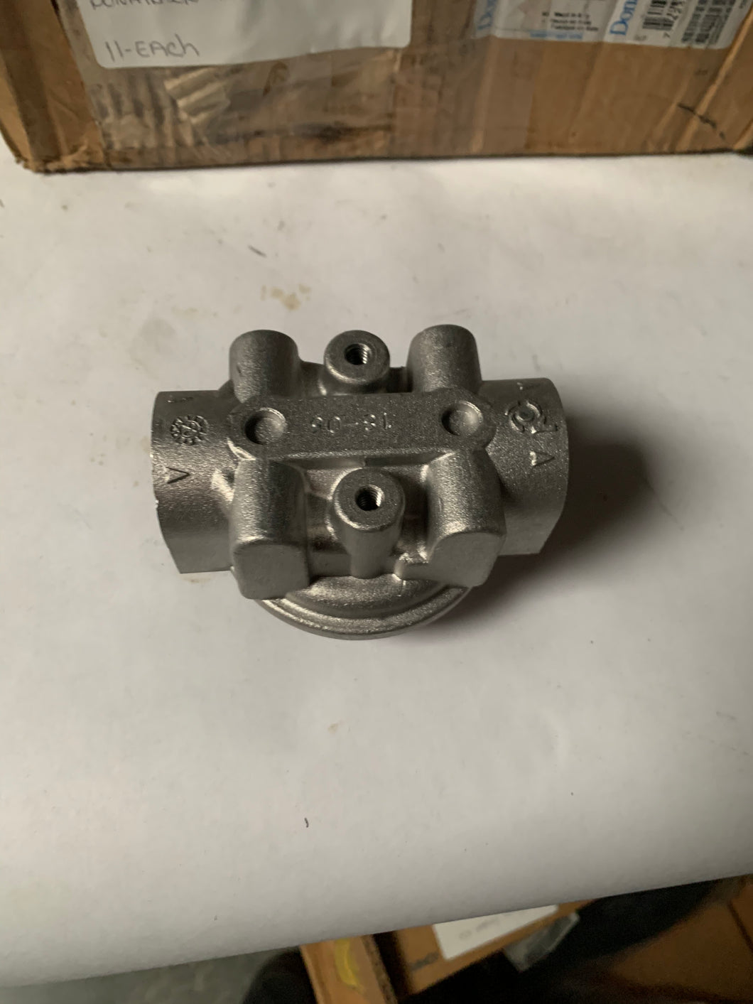 P561134 - Donaldson - Hydraulic Filter Head