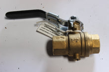 Load image into Gallery viewer, Grainger 6GD08 1/2" Exhaust Brass Ball Valve 300PSI
