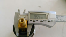 Load image into Gallery viewer, 50993993 Wika Pressure Gauge Analog 160PSI/BAR 1/8 B 10/32 UC back mount 1/8&quot; NPT 1.5&quot; FAC
