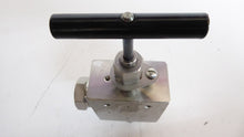 Load image into Gallery viewer, 30-12HF9 - HiP - 2-Way Angle High Pressure Coned And Threaded Valve.PSI Pressure Service Rating: 30000 psi.
