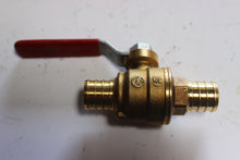 Load image into Gallery viewer, Legend 101-586NL // T-806NL Ball Valve 3/4" No Lead No Pex End
