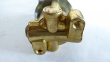 Load image into Gallery viewer, Snap-Tite 22248-2NB-A6J6 Solenoid Valve
