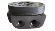Load image into Gallery viewer, Eaton 26300-005 Hydraulic Gear Pump Back Plate for 26302-RAA
