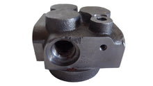 Load image into Gallery viewer, Eaton 26300-005 Hydraulic Gear Pump Back Plate for 26302-RAA
