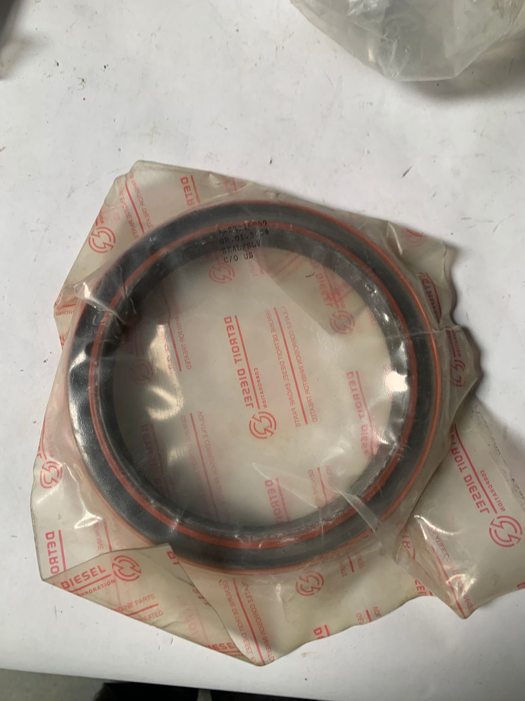 23516969 - Detroit Diesel - Oil Seal C/S Rear, Fits Series 60, Series 50