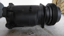 Load image into Gallery viewer, Carrier Transicold 18-00073-00 A/C Compressor
