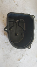 Load image into Gallery viewer, C700 - Borg Warner - Distributor Cap
