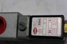 Load image into Gallery viewer, 8020850 - Herion - 1/2&quot; Single Electricity 3/2 Way Series Solenoid Valve
