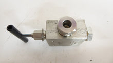 Load image into Gallery viewer, 30-12HF9 - HiP - 2-Way Angle High Pressure Coned And Threaded Valve.PSI Pressure Service Rating: 30000 psi.
