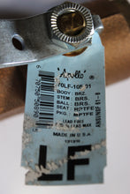 Load image into Gallery viewer, Apollo 70LF-105-01 Ball Valve 1" Bronze Body Brass Stem &amp; Valve
