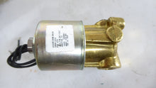Load image into Gallery viewer, Snap-Tite 22248-2NB-A6J6 Solenoid Valve
