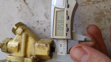 Load image into Gallery viewer, 80-013 - Singer Controls - Solenoid Control Valve
