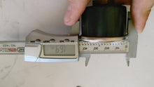 Load image into Gallery viewer, 50993993 Wika Pressure Gauge Analog 160PSI/BAR 1/8 B 10/32 UC back mount 1/8&quot; NPT 1.5&quot; FAC
