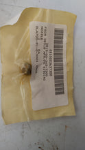 Load image into Gallery viewer, 5150140 - Detroit Diesel - Nozzle for series 53 and 71
