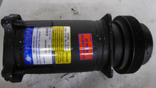 Load image into Gallery viewer, Carrier Transicold 18-00073-00 A/C Compressor

