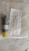 Load image into Gallery viewer, 4H90515-105A - Aircraft - Switch Pressure Aircraft
