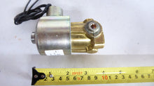 Load image into Gallery viewer, Snap-Tite 22248-2NB-A6J6 Solenoid Valve
