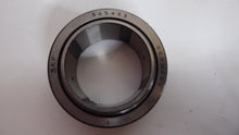 Load image into Gallery viewer, SKF 365433 Joint Bearing
