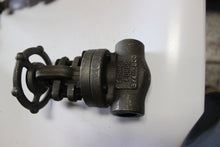 Load image into Gallery viewer, Bonney Forge HL11-LE, 157837-026 3/4" Gate Valve
