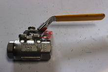 Load image into Gallery viewer, Warren W21 1" Stainless Steel Ball Valve

