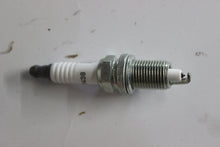 Load image into Gallery viewer, 7436 - Champion - Spark Plug Double Platinum
