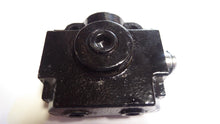 Load image into Gallery viewer, HC-V-S44 - Prince - 3 Ways Monoblock Hydraulic Directional Valve
